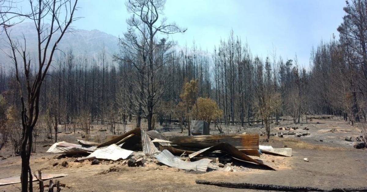 Charla clave en Lago Puelo sobre el avance del fuego en la Patagonia ...