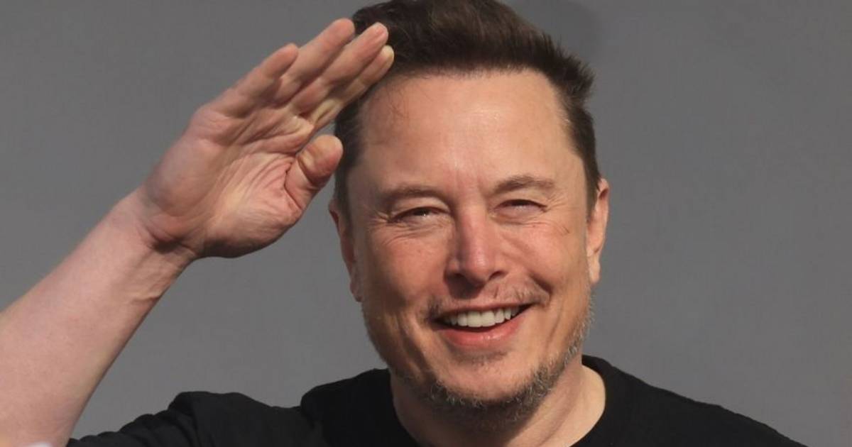 Elon Musk se convierte en el primer trillonario tras la histórica ...
