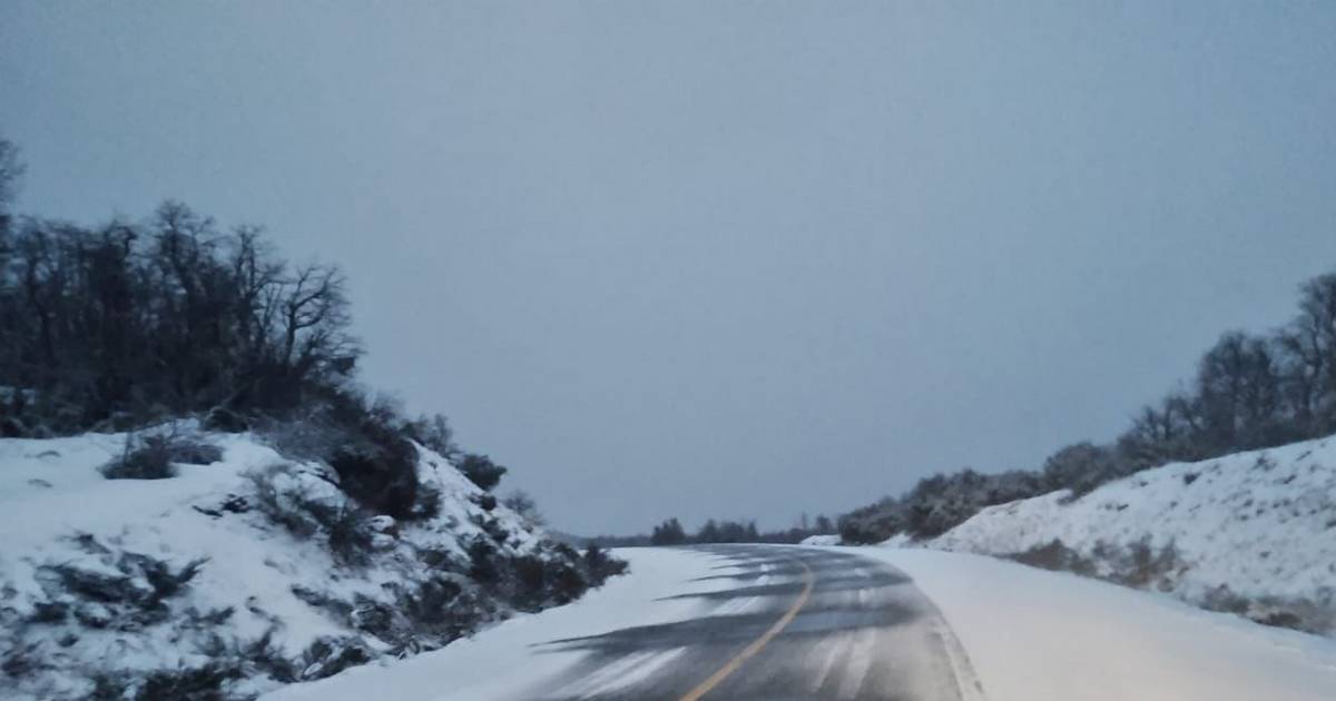 Alerta en Ruta Nacional 40: Tramo El Bolsón - Bariloche con nieve y ...